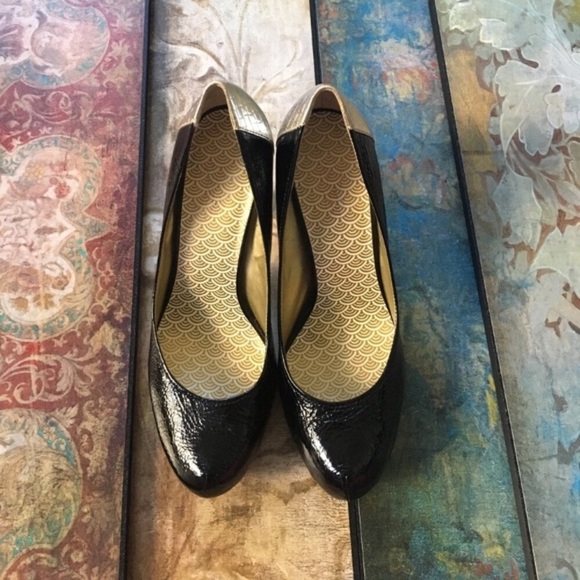 oh...Deer Size 9 Serena Black & Gold Pumps Heels - Picture 3 of 8